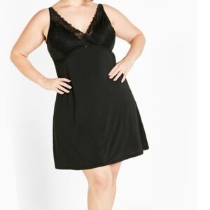 Lace trim gown sz 34/36 *BinS**